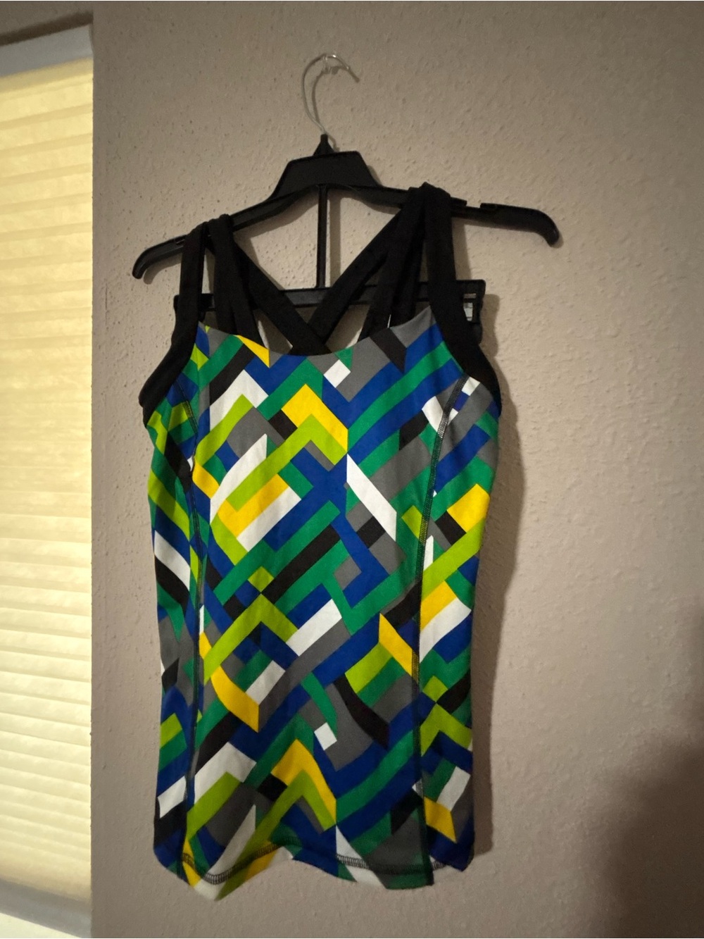 Xersion Athletic Top Geometric Print  - Blue Green Multicolor